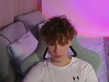 cute_thomas Image 16